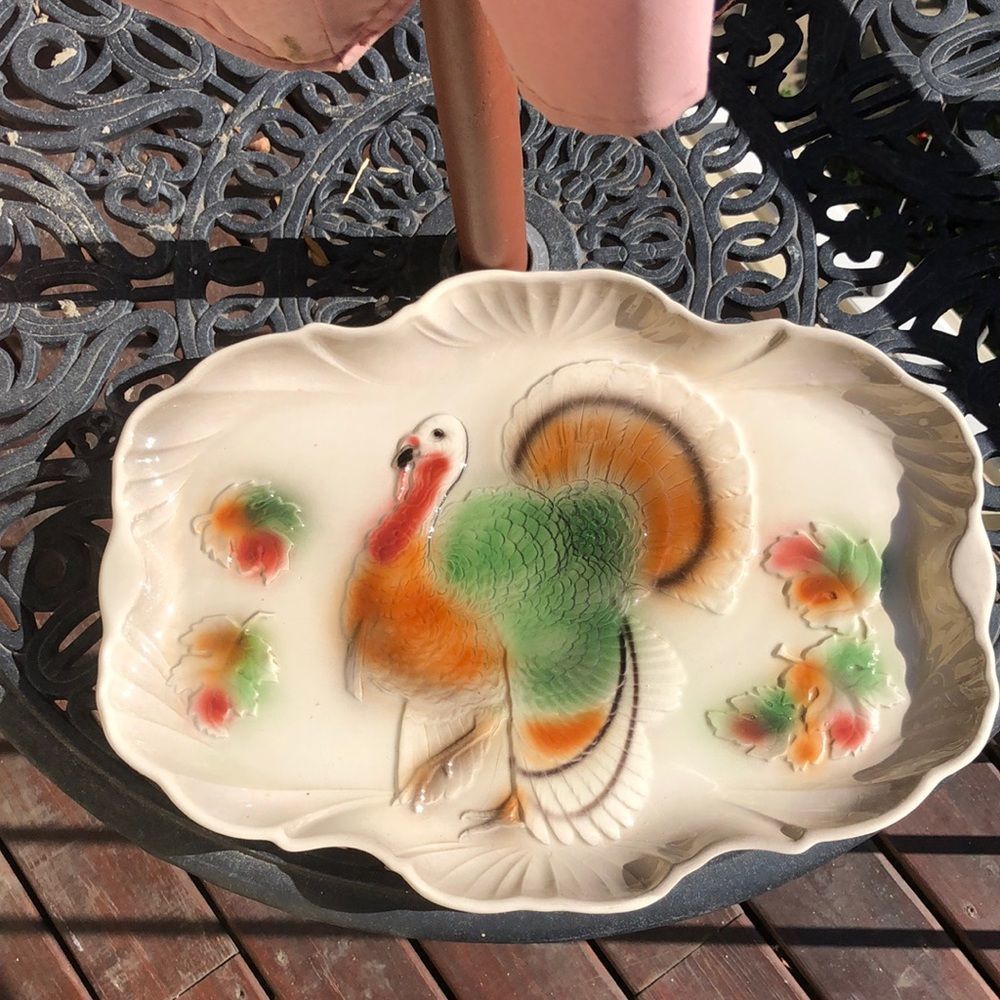 Vintage Turkey Platter 1959 Lane and Co. Van Nuys California Embossed Excellent.